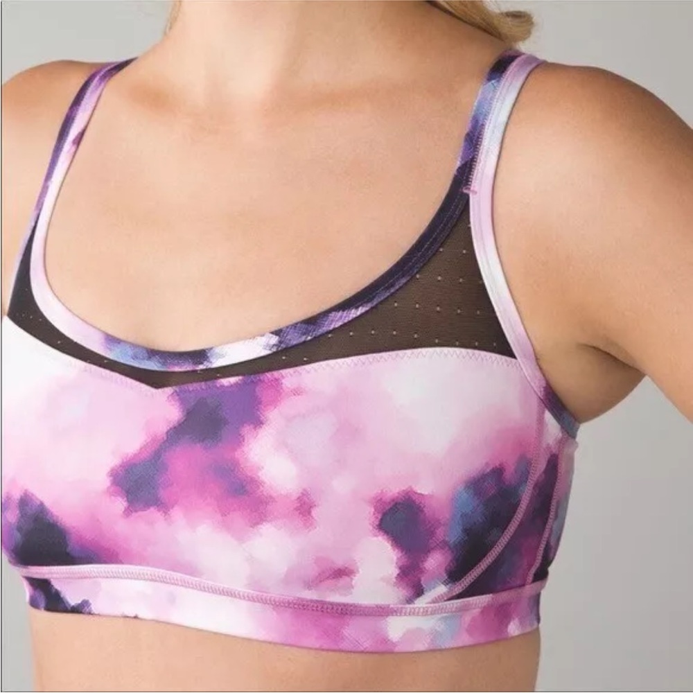 Lululemon Sweaty Endeavor Blooming Pixie Strappy Back Sports Bra Size 4 Yoga
